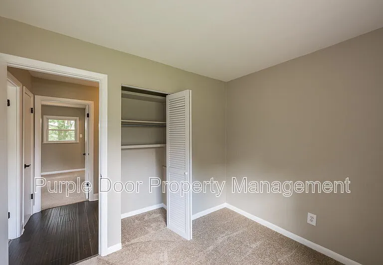 2369 Brenda Dr SE — Photo 25