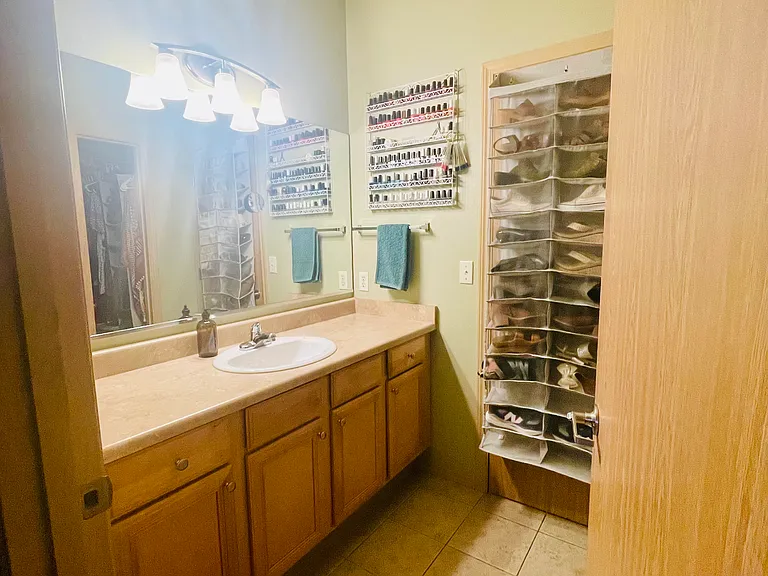 512 Darby Dr #208 — Photo 21