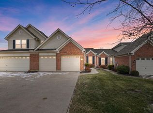 2002 Commons Circle Dr, Batavia, OH 45103