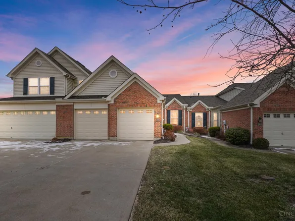 2002 Commons Circle Dr, Batavia, OH 45103