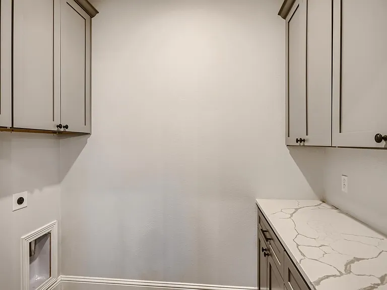 3125 Rutz St — Photo 18