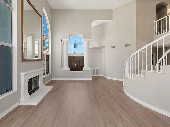 4th image of 18292 Sun Maiden Ct