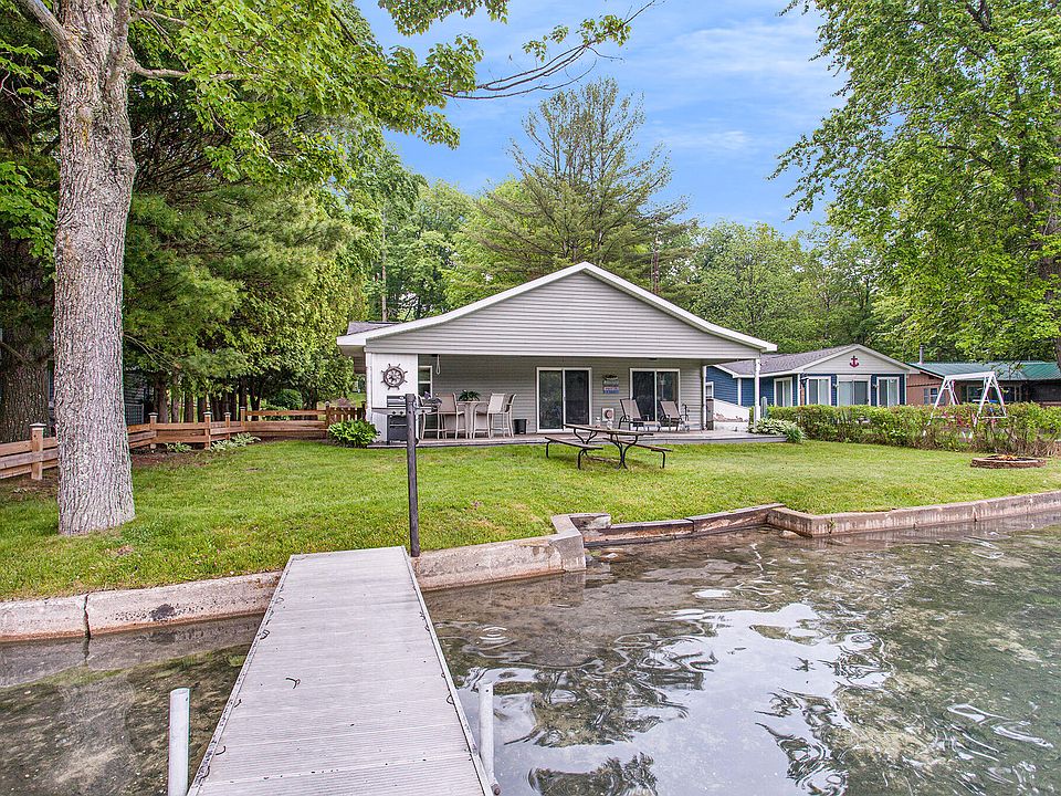 9741 E School Section Lake Dr, Mecosta, MI 49332 Zillow