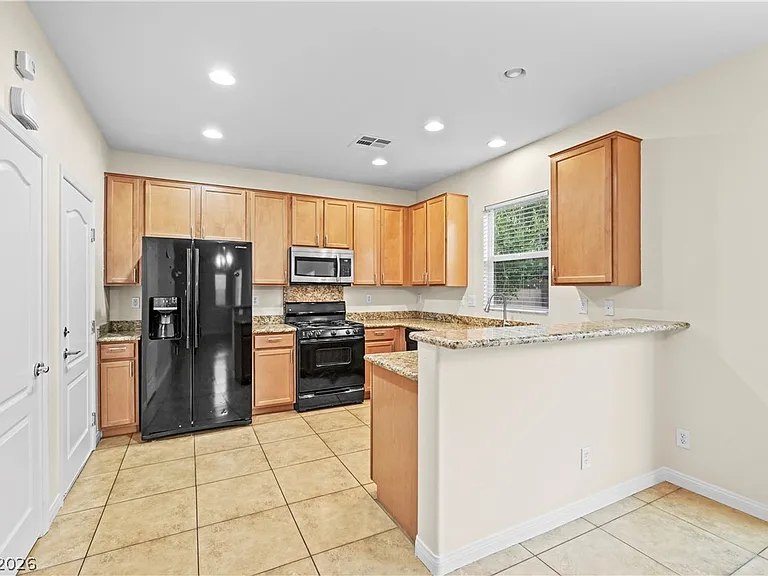 8649 Abbey Dell Ave — Photo 10