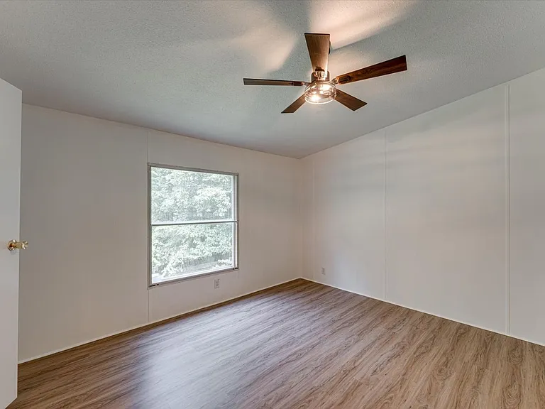 10708 Canyon Cir — Photo 23