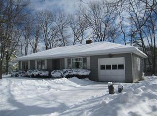 22 1st Ave, Leominster, MA 01453
