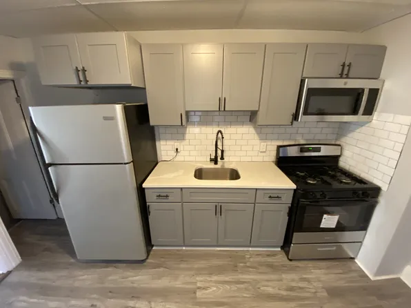 639 Royden St, Camden, NJ 08103