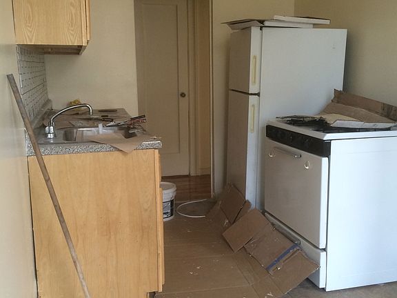 3rd image of 210 W 262nd St APT 4G