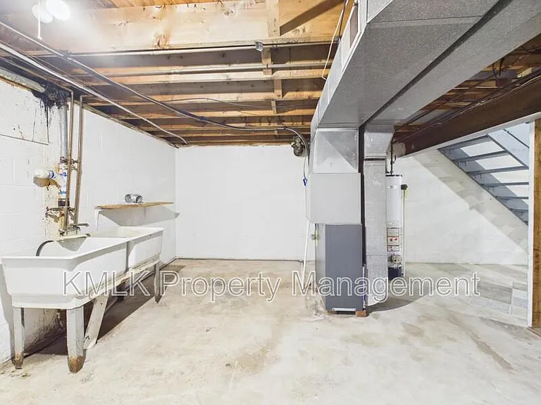 4280 Lorwood Dr — Photo 32