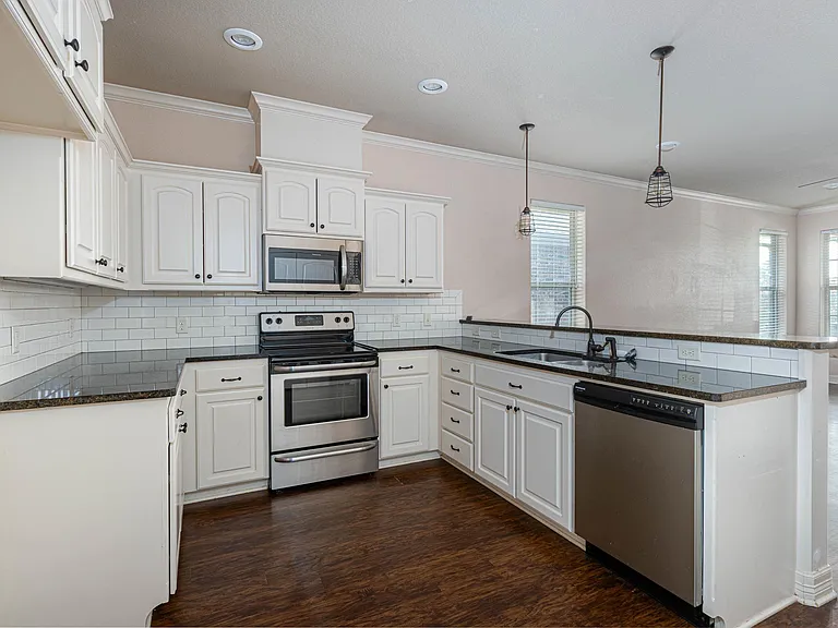 3009 Santa Elena Dr — Photo 6