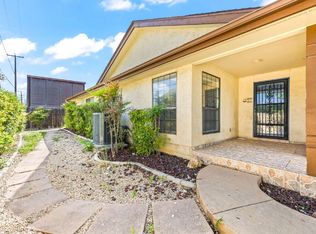 5801 Royal Ridge Dr, San Antonio, TX 78239