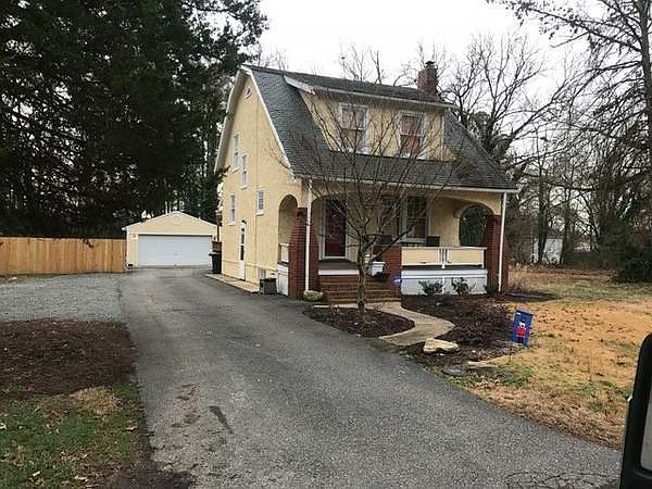 1st image of 1003 N Concord Ave