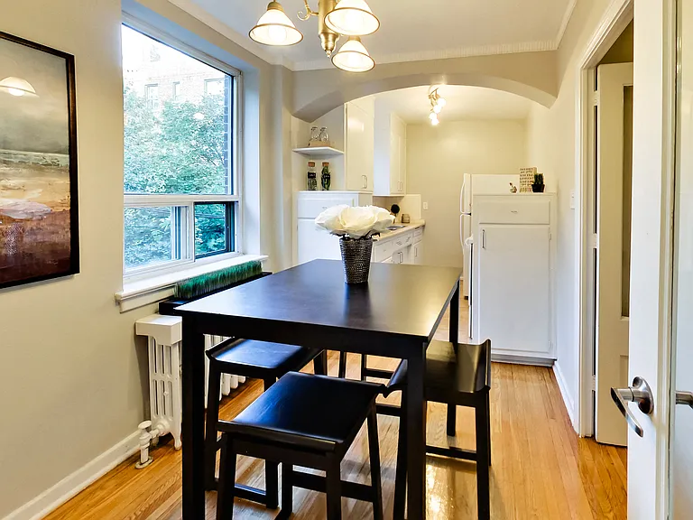 14 Chatsworth Dr #410 — Photo 23