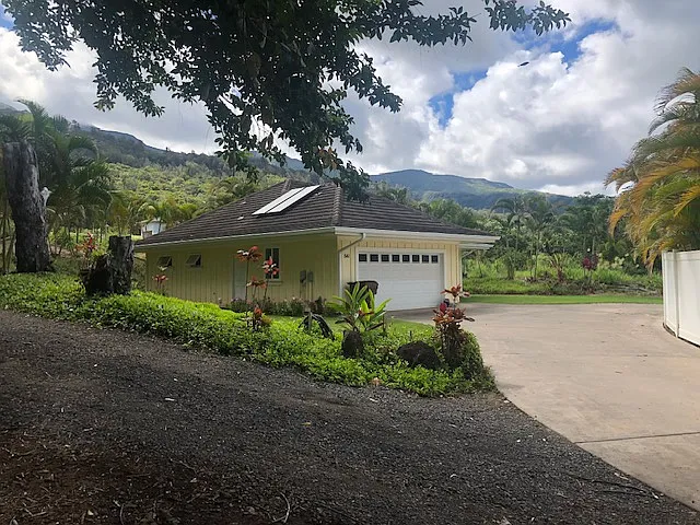 2 bed, 983 sqft, $3,995 — Photo 1