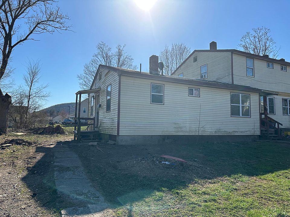 1st image of 223 Bird Ave #1