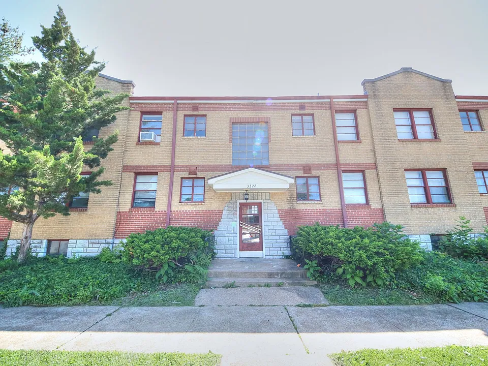 3322 Hereford St.