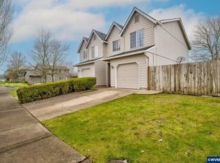 2067 SW Fellows St, McMinnville, OR 97128