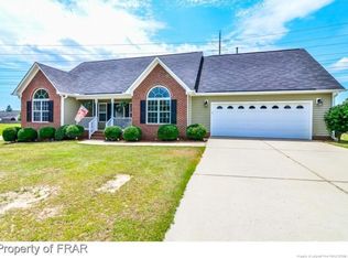 5705 Azure Dr, Hope Mills, NC 28348
