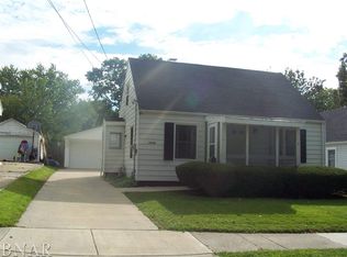 1114 Low St, Bloomington, IL