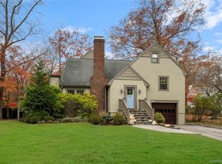 6 Meadow Way, Irvington, NY 10533