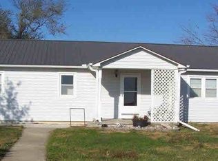 18145 Eight Mile Rd, Eskridge, KS 66423