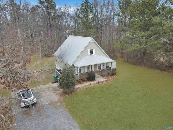 110 County Road 1233, Vinemont, AL 35179