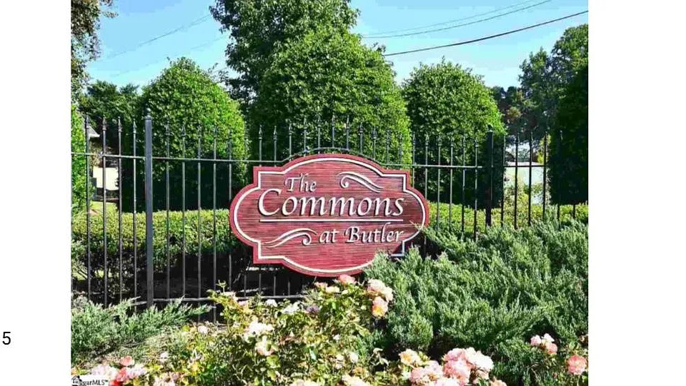 419 E Butler Rd #III
