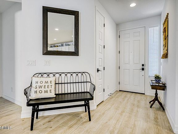 4th image of 25775 N 142nd Avenue