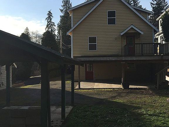 2nd image of 6222 NE Center St