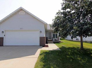 2977 Pineway Trl #2, Madison, WI 53719