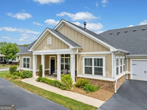 306 Cherokee Station Cir, Woodstock, GA 30188