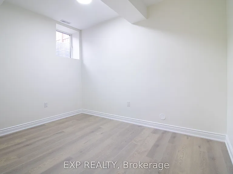 55 William Dunlop St #LOWER — Photo 6
