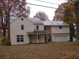 2256 Coral Sea Dr, Youngstown, OH