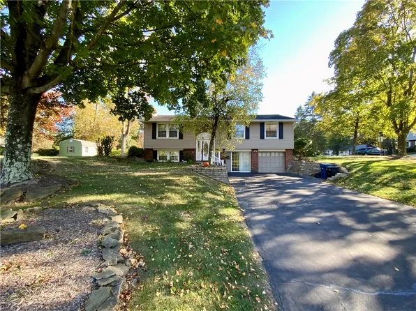 1004 Reynard Dr, Crescent, PA 15046