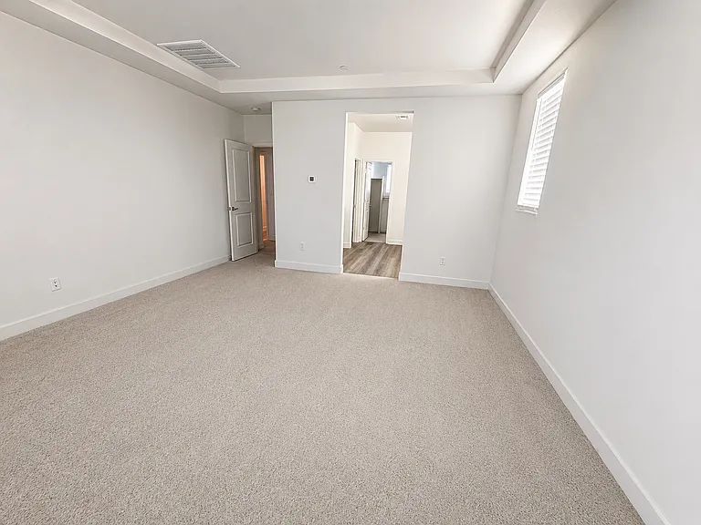 2345 Raphael Way — Photo 10