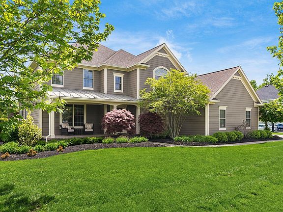 2nd image of 2590 Bay Harbor Dr