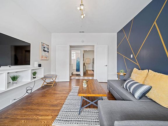 5th image of 3266 24th St #1