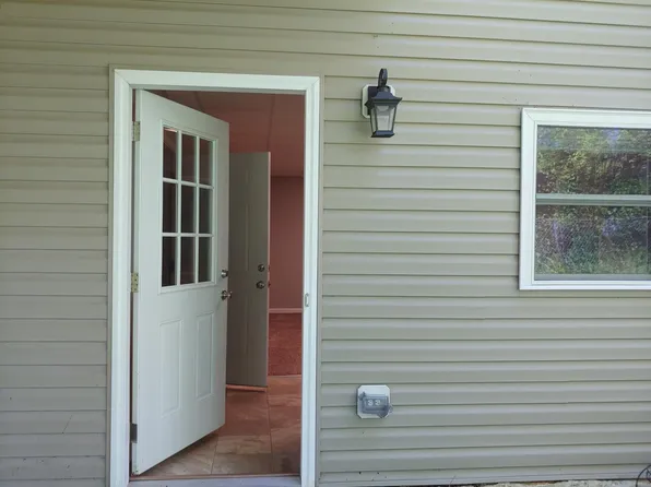 445 Janet Ave #B, Winston Salem, NC 27104