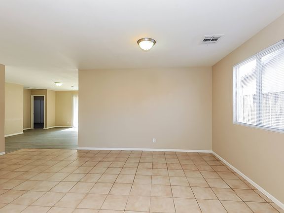 5th image of 51345 Avenida Herrera