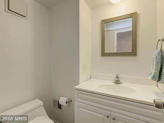 5th image of 10711 Muirfield Dr