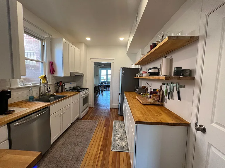 2120 4th St NE — Photo 14