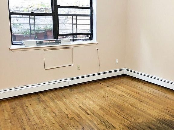 3rd image of 2514 32nd St #1