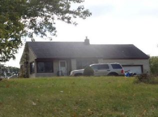 1834 Jeffery Rd, Jonesville, MI 49250