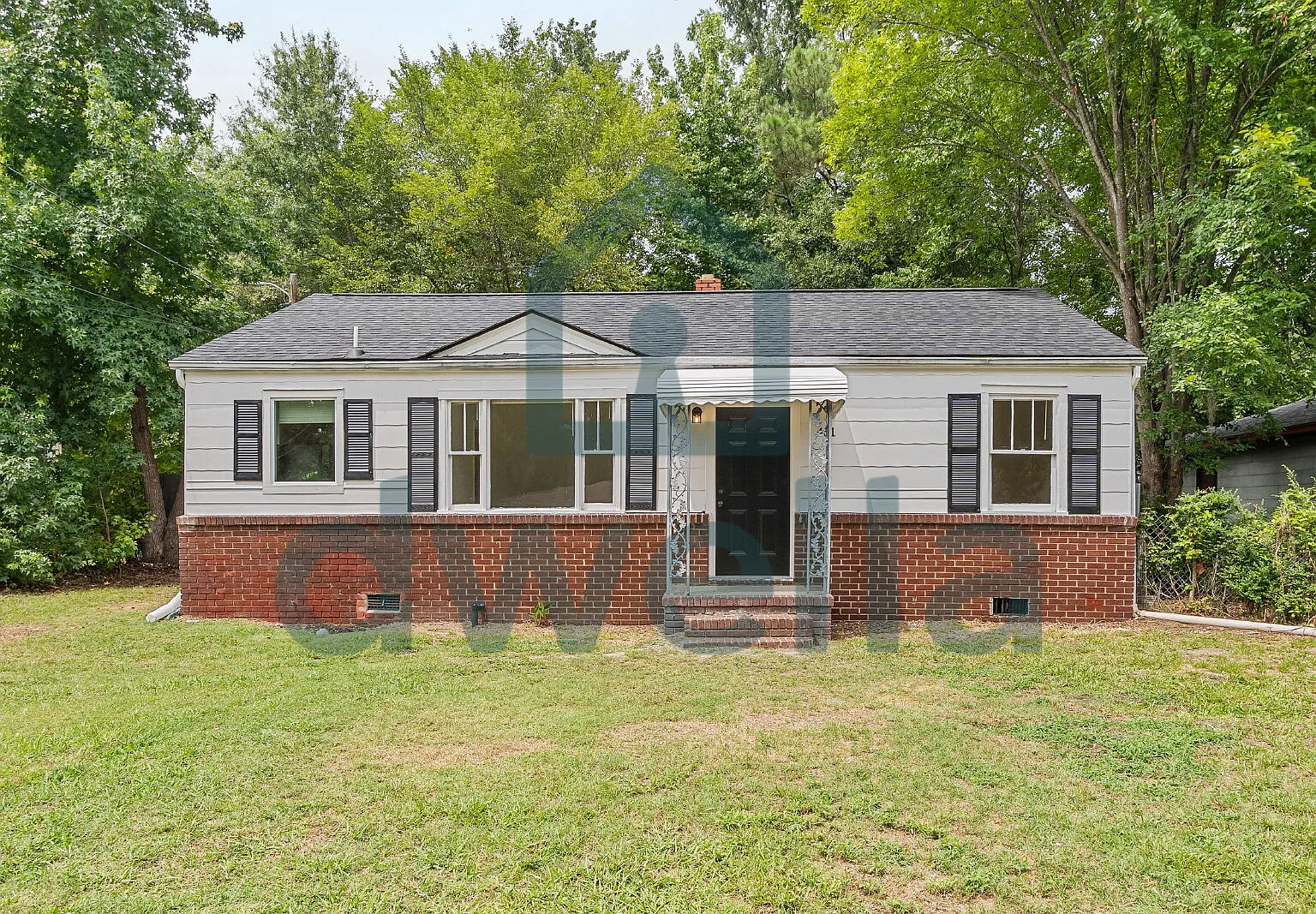 3 bed, 1.0 bath, 957 sqft, $1,325 — Photo 1