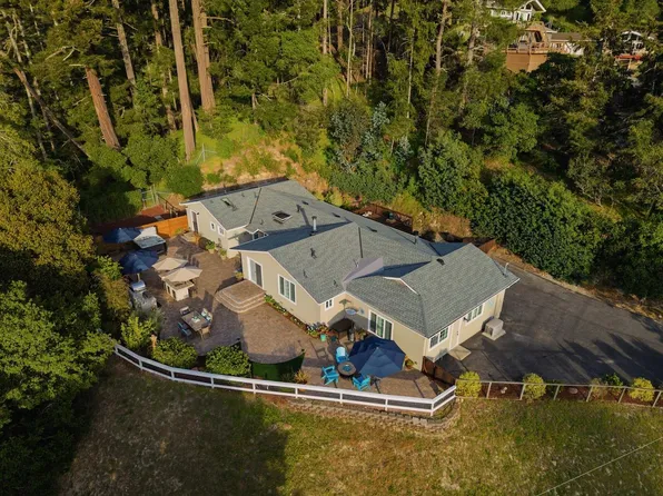145 Rabbits Run Rd, Santa Cruz, CA 95060