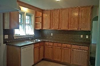 2nd image of 3230 1st Ave