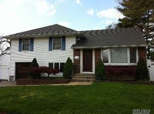3683 Carlisle Rd, Wantagh, NY 11793