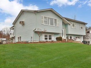 32 Jacobs Rd, Thiells, NY 10984