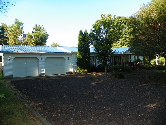 3rd image of 300 Echo Valley Road