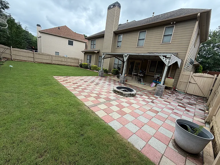 1019 Carroll Ct — Photo 2